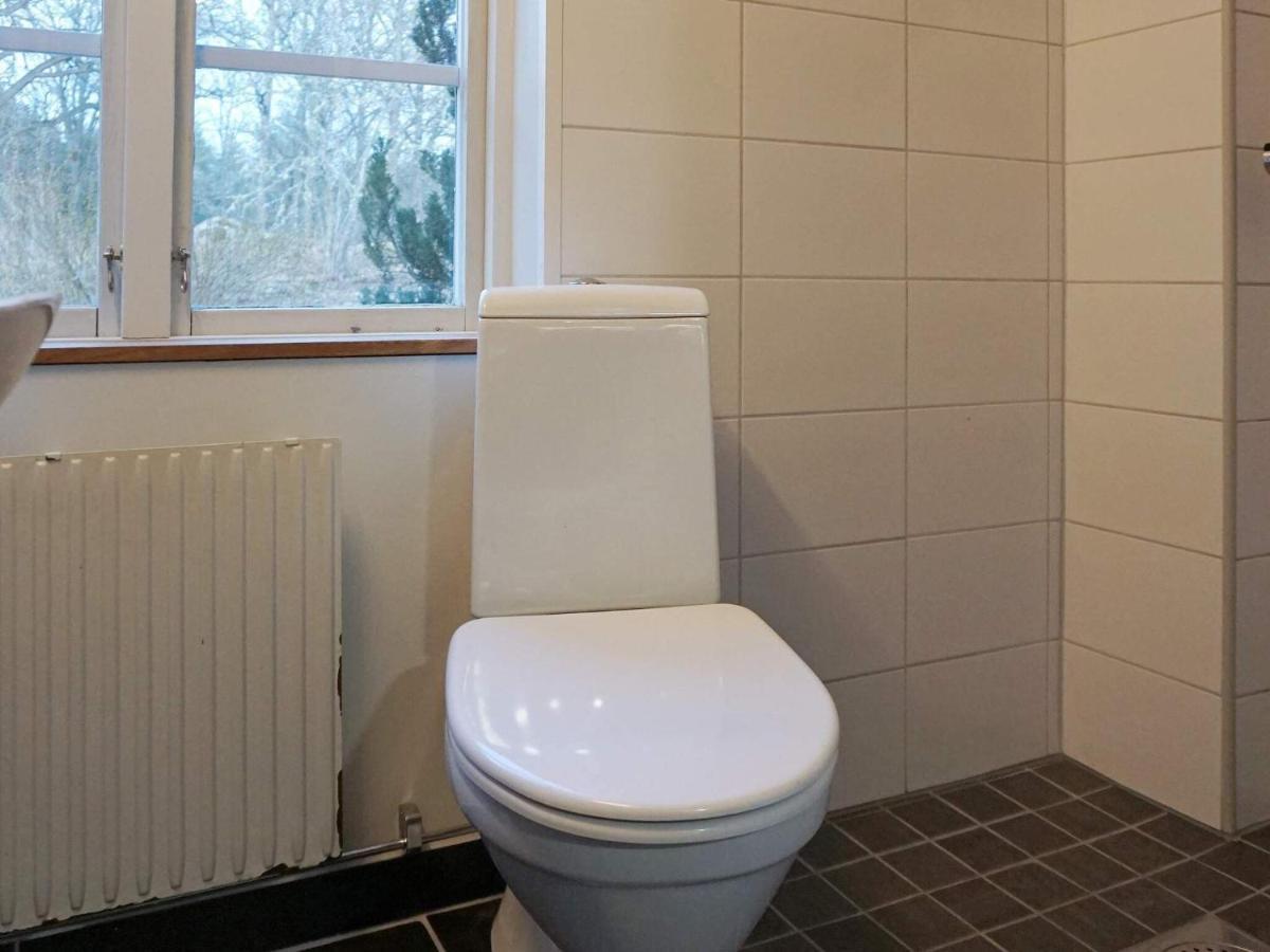 6 Person Holiday Home In Alsterbro Kättilstorp المظهر الخارجي الصورة
